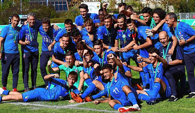 Bild 42: Bilderbogen vom 2:2 zwischen Deutschland U17 und Italien U17