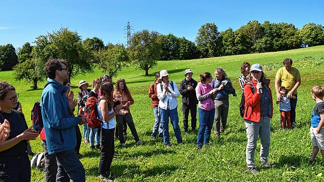 Katharina Schumann, Naturschutzreferentin im Ministerium für Umwelt, Klima und Energiewirtschaft in Baden-Württemberg, (rote Jacke, ...