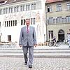 Reinhard Ebersbach, ehemaliger Bürgermeister und Oberbürgermeister von Überlingen, bei einem Besuch in der Stadt. "Ich fühle mich immer ...
