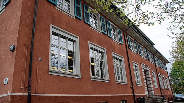 Das Gebäude in Minseln soll zum „Schulhaus“ an einem Standort ausgebaut werden. Bild: Petra Wunderle