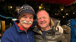Der Petershausener Stefan Schober (rechts) bedauert das Aus von Michael Breuninger (links) sehr. Er will den Konstanzer Weihnachtsmarkt ...