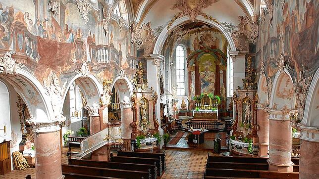 Beeindruckend ist die Innengestaltung der Kirche St.&nbsp;Nikolaus in Scheer.