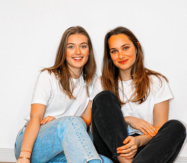 Lucia Fuchs (links) und Charlotte Schmid haben sich im vergangenen Jahr ihren großen Traum erfüllt: Sie haben ein eigenes Unternehmen ...