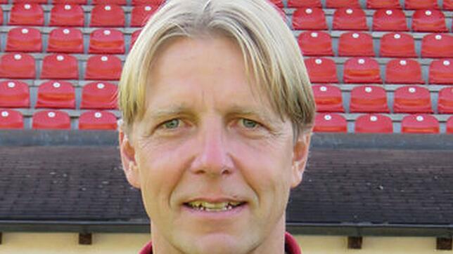 Trainer Peter Büttner und der FC Bodman-Ludwigshafen, die in der laufenden Saison noch ungeschlagen sind, können zufrieden auf die ...