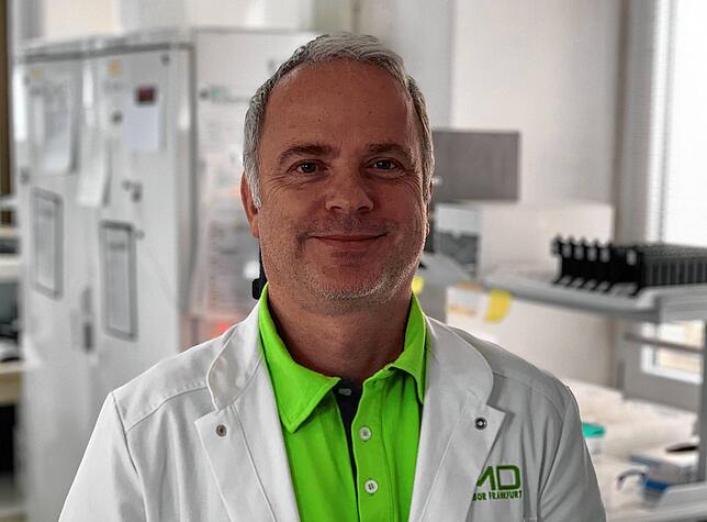 Für den Frankfurter Virologen Martin Stürmer war die Aufhebung der Corona-Schutzmaßnahmen verfrüht: Die Infektionen mit der neuen ...
