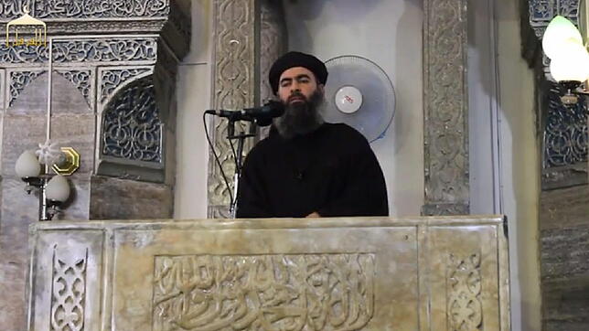 Abu Bakr al-Bagdadi Das am 05.07.2014 veröffentlichte Foto der Terrormiliz Islamischer Staat nahestehenden Quelle Furqan Media zeigt in einem Standbild aus ...