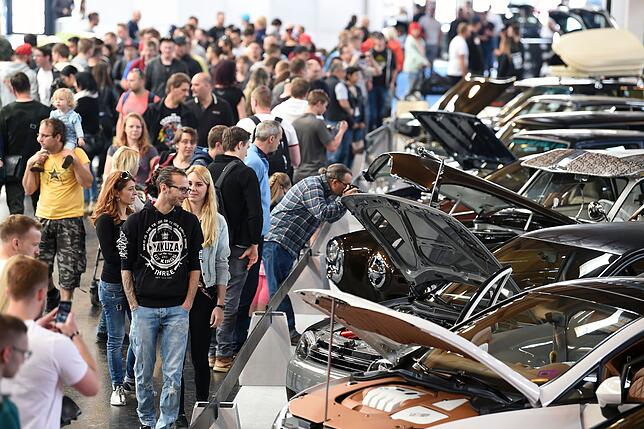 Für Menschen mit Benzin im Blut ist die Tuning World Bodensee eine Pflichtveranstaltung (Archivbild).