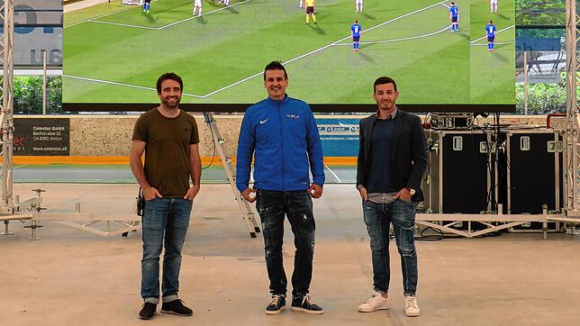Die Organisatoren des Public Viewings in Kreuzlingen: Nico Seiler (links), Geschäftsführer der Bodensee-Arena, sowie Marcus Meloni und ...