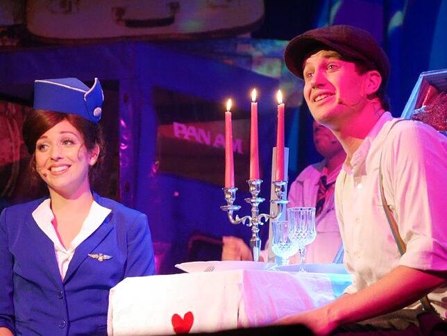 Bild 29: Bilder: Südkurier-Leser beim Musical "Happy Landing" im Gloria-Theater