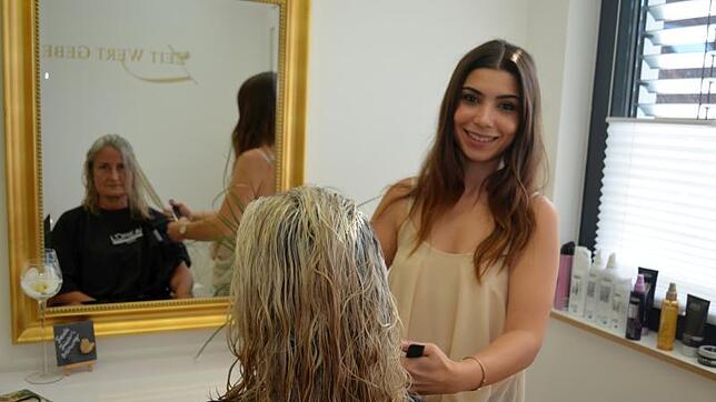"Margherita Dankert Friseurhandwerk", heißt der neue Friseursalon, der in Jestetten in der Hombergstraße 4 a eröffnet hat.