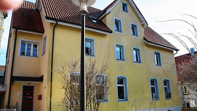 Der Kindergarten St. Franziskus in Schwenningen soll einem Gemeindezentrum Platz machen. Auf einen Schlag fehlen 60 Kindergartenplätze ...