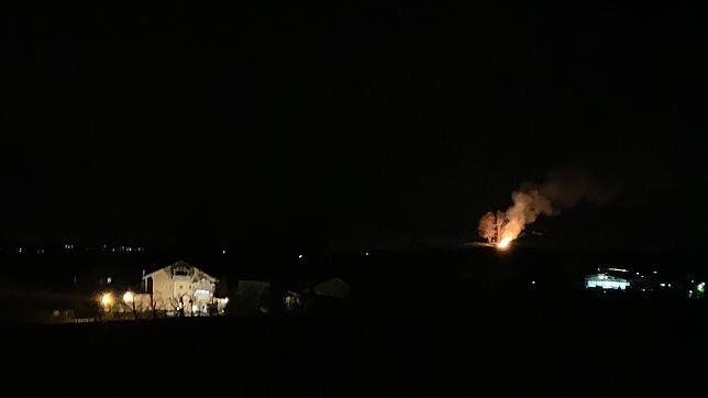 Donnerstagabend, gegen 23 Uhr: Der Hagnauer Funken steht in Flammen.