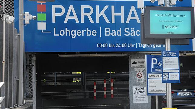 Seit einigen Tagen kommt des an den Bildschirmen und Kassenautomaten der Parkhäuser bei der Post und in der Lohgerbe zu Störungen und ...