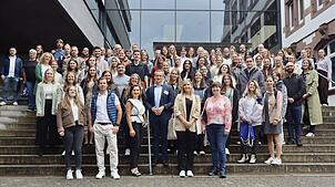 Insgesamt 130 neue Lehrkräfte wurden zum Ende der Sommerferien in der Ekkehard-Realschule vereidigt und werden im neuen Schuljahr ihren ...