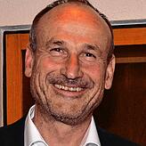 Harald Betting, Leiter des Bau- und Liegenschaftsamts, verdeutlichte, wie wichtig die Straßenmeisterei sei.