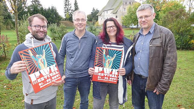 Die Protagonisten des Showkonzerts Pfohren (von links): Georg Hasenfratz, Hubert Mitterling, Susanne Fesenmeier und Alexander Wassylenko.