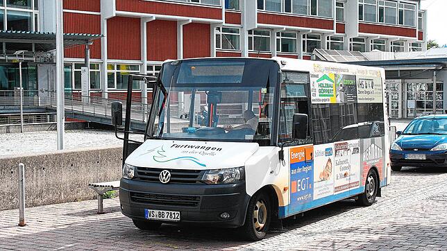 Am 19. und 26. Mai bieten die Stadt Furtwangen und der Verein Bürgerbus Sonderfahrten für Senioren zum Corona-Testzentrum in der ...