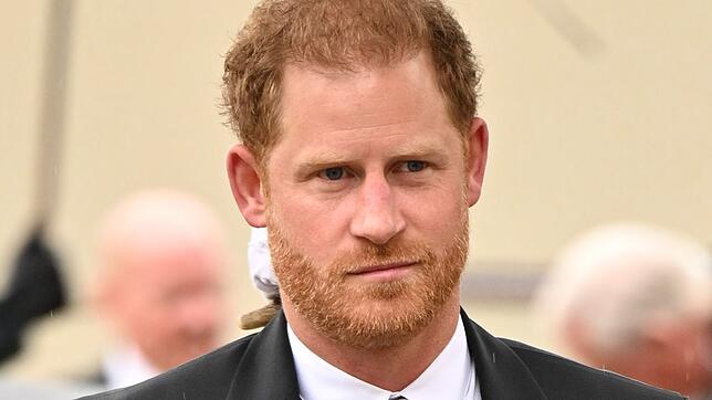 Seit etwa eineinhalb Jahren sollen sich Prinz Harry und sein Vater Charles III. nicht mehr gesehen haben. (Archivfoto)
