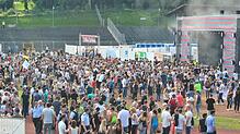 Der Platz vor der Hauptbühne im Bodenseestadion füllt sich gegen Nachmittag immer mehr. Das Fresh-Festival und das Gute-Zeit-Festival ...
