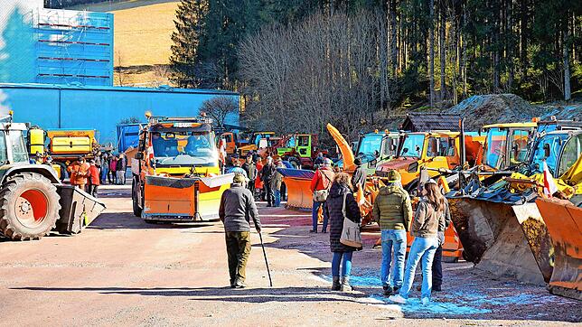 Winterdienst-Fahrzeuge in allen Variationen sind beim vierten Furtwanger Schneepflugtreffen anzutreffen.