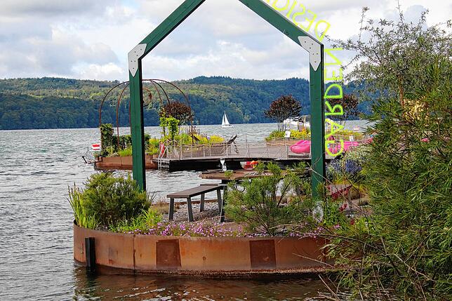 Dieser von der Firma Van den Elzen Garden Design aus Überlingen gestaltete Schaugarten wurde im Sturm vom Steg getrennt.