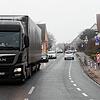 Lockdown &ndash; und dennoch viel Verkehr. Die Anwohner der Ortsdurchfahrt Rielasingen können jetzt aber aufatmen: Bald soll hier Tempo ...