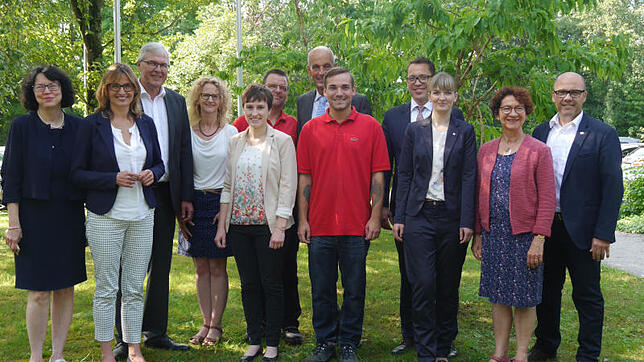 Sie setzen sich für das duale Ausbildungssystem ein (von links): Rose-Köpf-Schuler, Ministerialrätin am Wirtschaftssministerium, ...