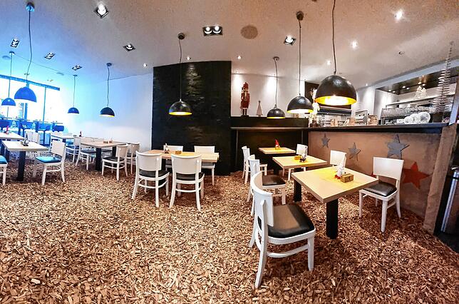 So sieht es im Erdgeschoss im &bdquo;Winterzauber by Restaurant Schneiger&ldquo; in Überlingen aus.