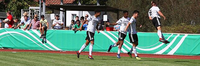 Bild 19: Bilderbogen vom 2:2 zwischen Deutschland U17 und Italien U17