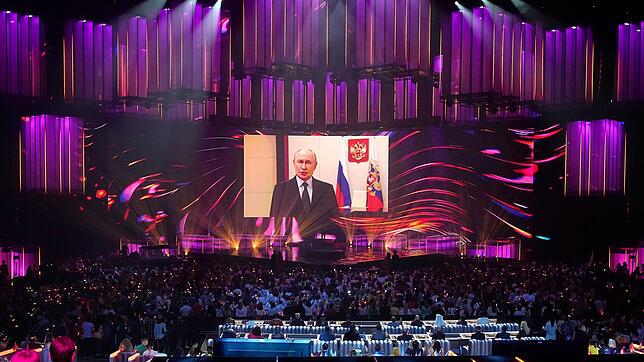 In der Moskauer Konzerthalle Live Arena veranstaltet Russland den Musikwettbewerb Intervision - die Gegenveranstaltung zum Eurovision ...