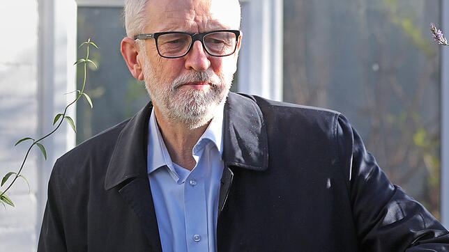 Hat Probleme mit seinem Rücktritt Noch-Labour-Chef Jeremy Corbyn.