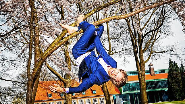 Fit bis in jede Faser seines Körpers: Sven C. Voelpels Jungbrunnenformel, über die er in seinem neuen Buch schreibt, besteht aus sieben ...