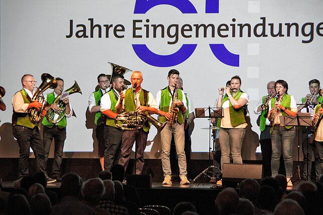 Bild 25: 50 Jahre Eingemeindung: Die Bilder vom Festakt in den Donauhallen