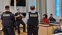 Ramezan R. wurde von den Vollzugsbeamten nicht aus den Augen gelassen.