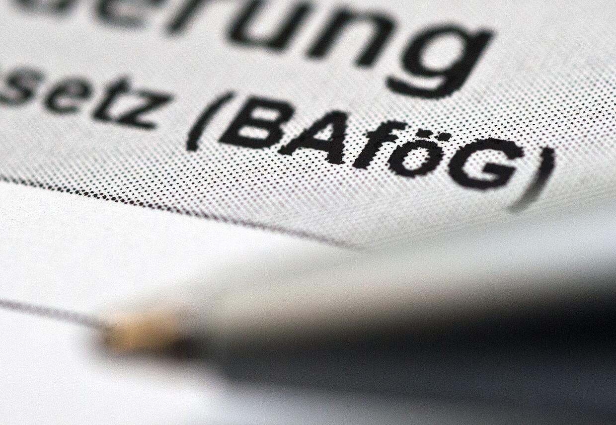 BAföG für Schüler zurückzahlen Ist das nötig? SÜDKURIER
