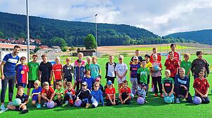Das Freestyle-Camp mit Profifußballer Patrick Bäurer aus Hondingen erfreut sich unter den Fußballbegeisterten immer enormer Beliebtheit. ...