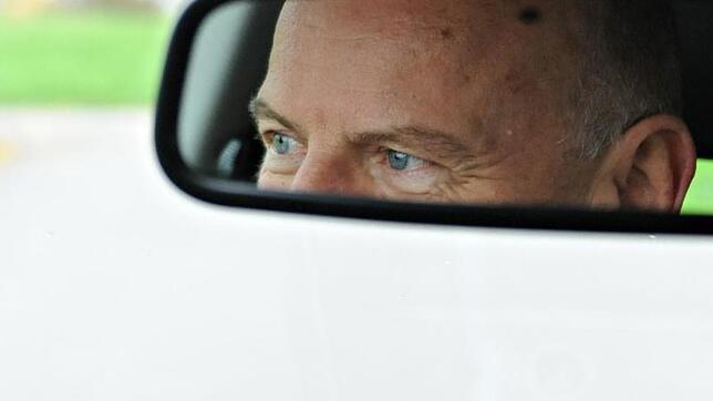 Der grüne Verkehrsminister weiß ziemlich genau, wo er hin will. Dass dabei auch Irrfahrten sind und er immer wieder ausgebremst wird, ...