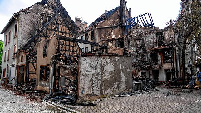 Bild : Villingen nach der Brandkatastrophe: Erschütternde Bilder offenbaren Ausmaß der Zerstörung