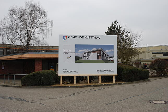 Die Neubaupläne müssen nun wieder komplett umgearbeitet und für den Bedarf einer Realschule angepasst werden. Baubeginn ist Anfang 2019.