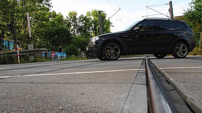 Die Gleisarbeiten an der Schaffhauser Straße wurden am Mittwoch, 23. August, beendet. Der Verkehr läuft jetzt wieder wie zuvor.