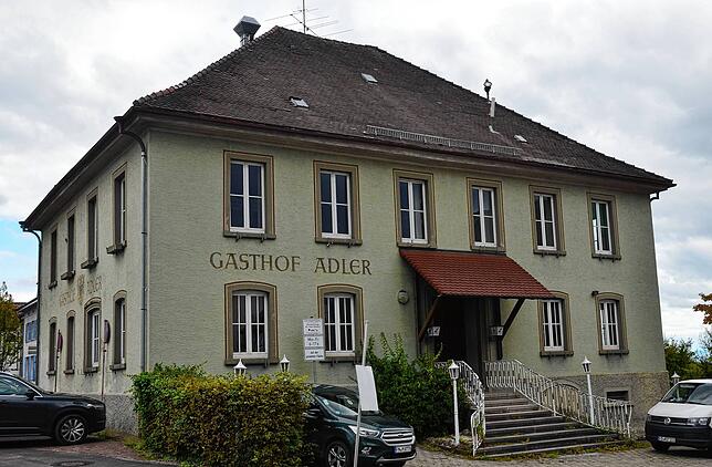 Stadtbildprägend: Der &bdquo;Adler&ldquo; war als Gastwirtschaft mehr als 150 Jahre lang die erste Adresse in Markdorf. Nun soll das ...