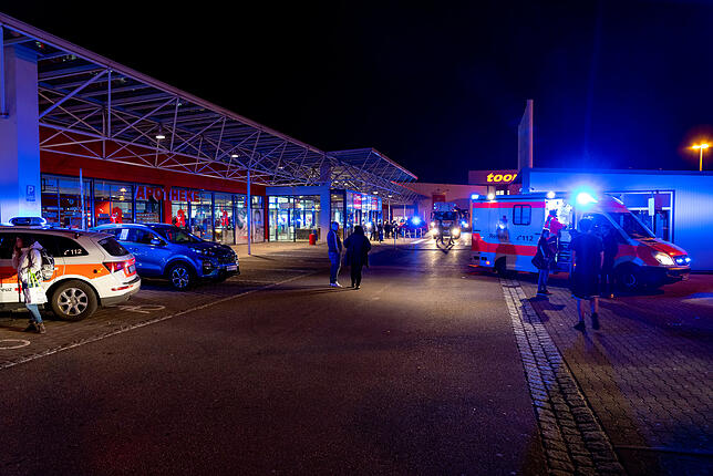 Mehrere Kunden hatten über Übelkeit und Atemwegsreizungen geklagt.