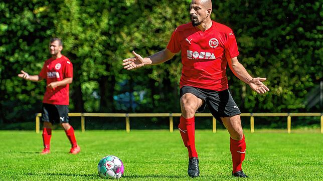 Der „Dino“ kommt: Der 40-jährige Tolga Polat wechselt in der Winterpause vom FC 08 Bad Säckingen zum SV BW Murg.
