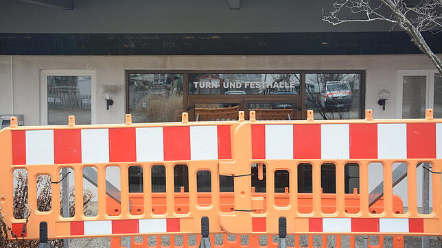 Die Turn- und Festhalle muss dringend saniert werden. Die Kommunalaufsicht hat nun die Vergabe von Architektenleistungen untersucht.