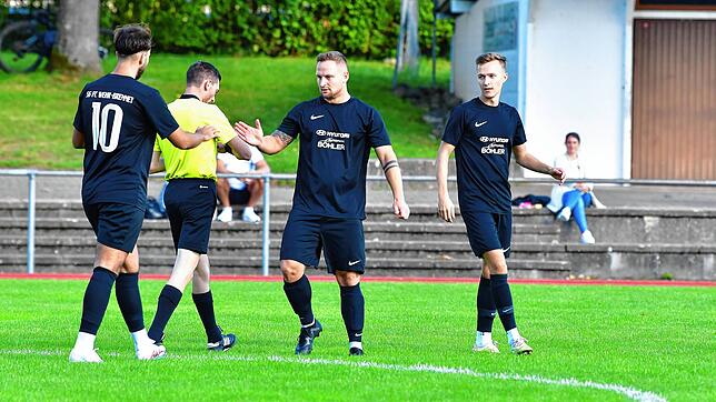 Bild : SG FC Wehr/Brennet deklassiert FC Erzingen mit 8:1 &ndash; und wir haben Bilder!