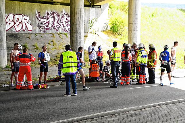 Bild 13: Unwetter in der Region, Unruhe bei ZF und Spektakel am Bodensee: Das haben Sie in den Ferien verpasst