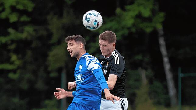 Sieg eingeleitet: Justin Samardzic traf beim 3:1-Sieg des SV Weil beim FSV Rheinfelden zum zwischenzeitlichen 1:0. Die weiteren Treffer ...