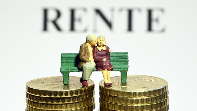Zum 1. Januar ist in der Rentenversicherung die Beitragsbemessungsgrenze gestiegen. Foto: Ralf Hirschberger