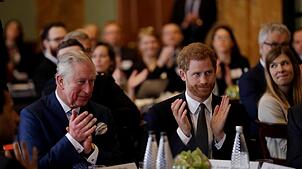 Nach mehr als eineinhalb Jahren ist es zum langersehnten Wiedersehen von Harry und Charles gekommen.