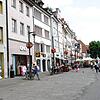 (Archivbild von 2024) Auf der Marktstätte hat eine Trickbetrügerin einem 16-Jährigen sein Handy abgenommen. Nun sucht die Konstanzer ...